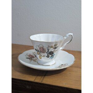 Royal Dover Bone China Tea Cup & Saucer Pink Rose Floral Gold Trim England Vinta